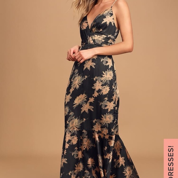 Lulus Dreaming Away Black Floral Pleated Maxi - Picture 3 of 11